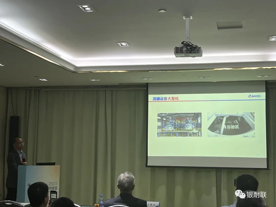 行星式攪拌機(jī) 行星式攪拌機(jī)