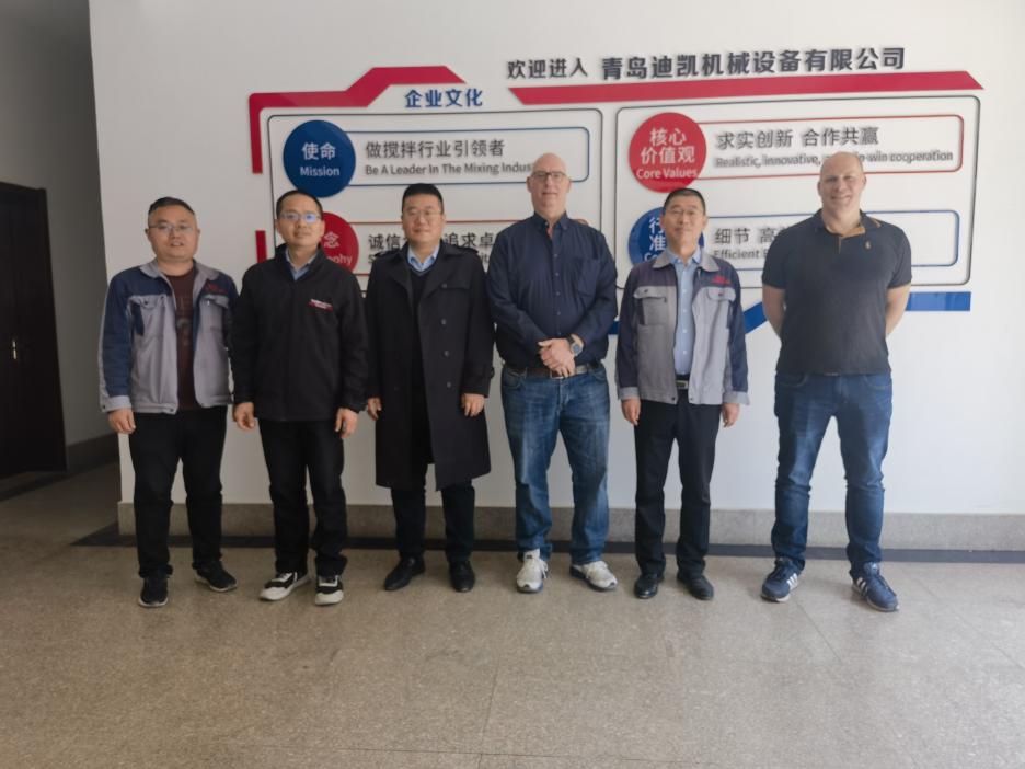 立軸行星式攪拌機(jī) 立軸行星式攪拌機(jī)