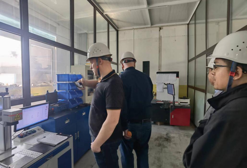 立軸行星式攪拌機(jī) 立軸行星式攪拌機(jī)