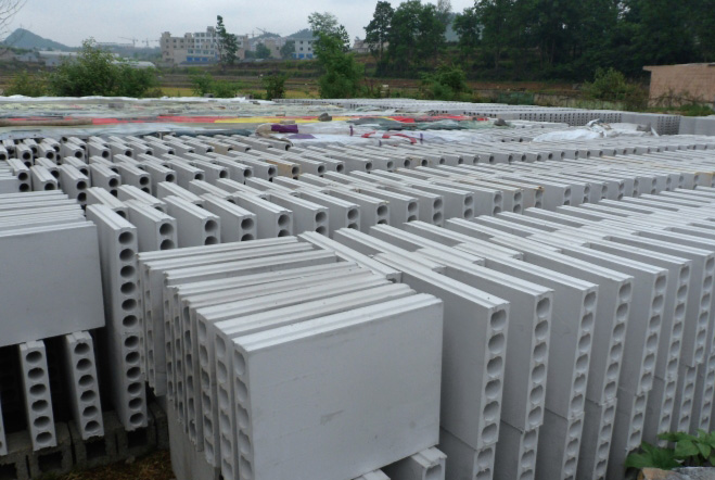 水泥預制件攪拌機獨特攪拌優(yōu)勢刷新行業(yè)領域對傳統(tǒng)混合設備的新認知